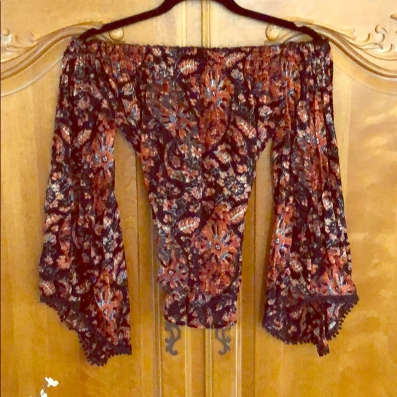 Abercrombie & Fitch Tops - Abercrombie & Fitch Off the Shoulder Top.  Size XS